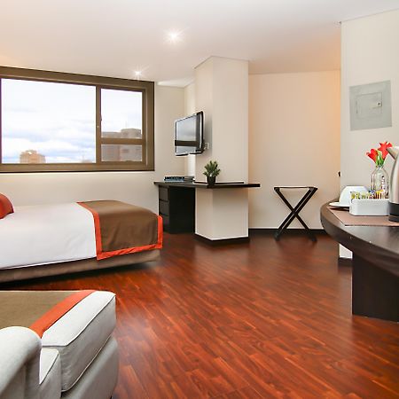 Nico Apartasuites Bogota Buitenkant foto