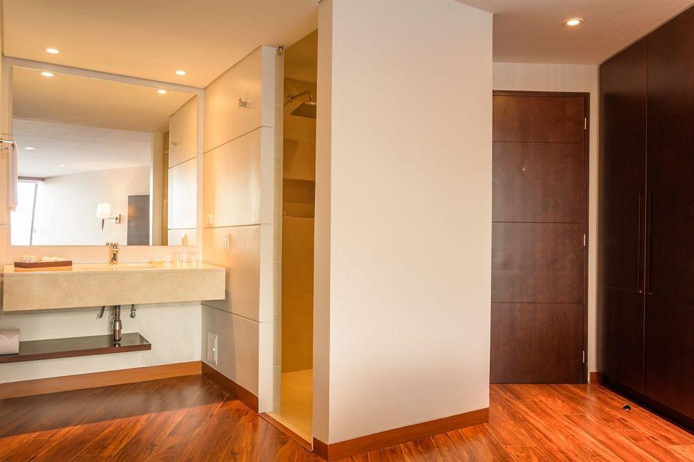 Nico Apartasuites Bogota Buitenkant foto